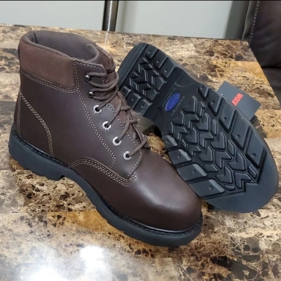 Wolverine Men\'s US 9.5EW 6\
